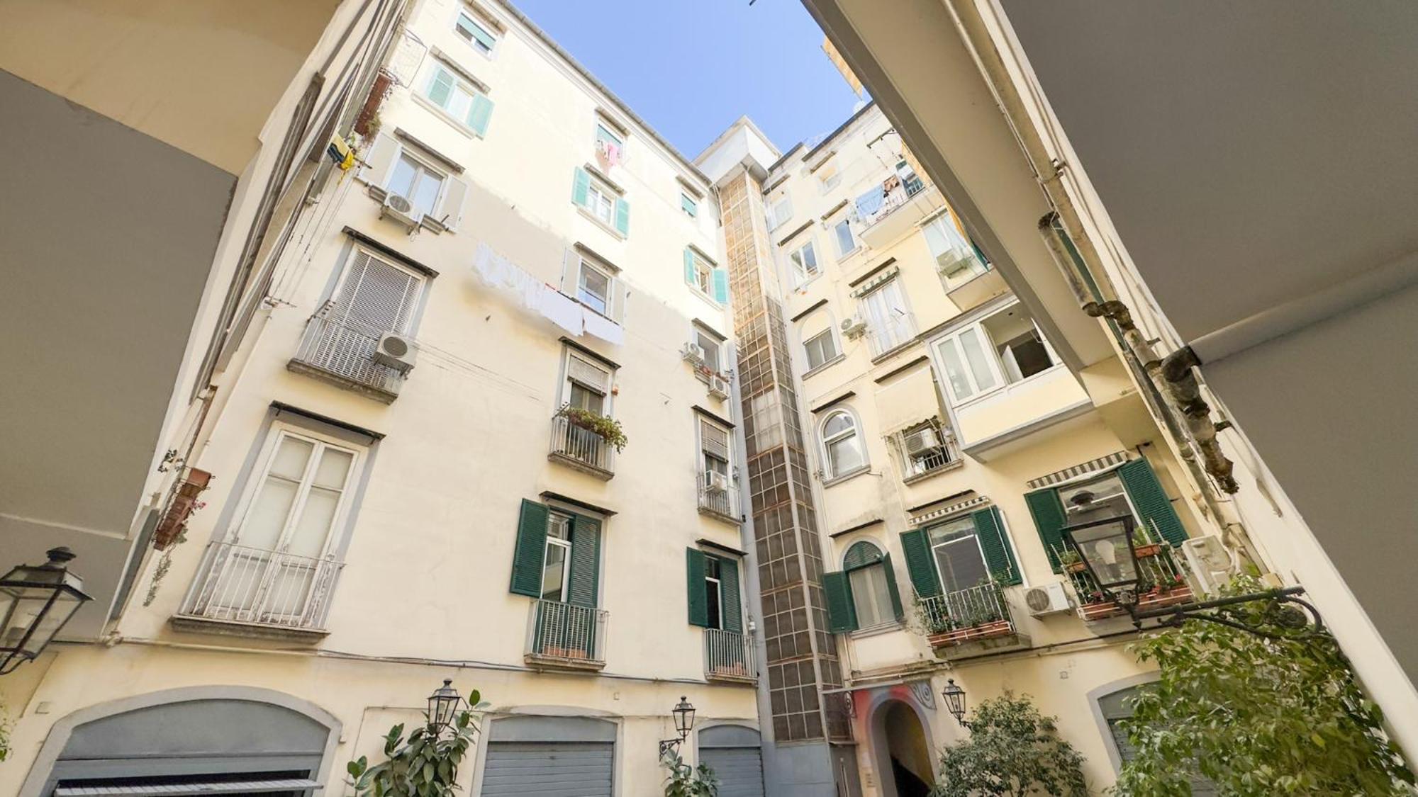 Don Vittorio A Chiaia Hotel Nápoly Kültér fotó