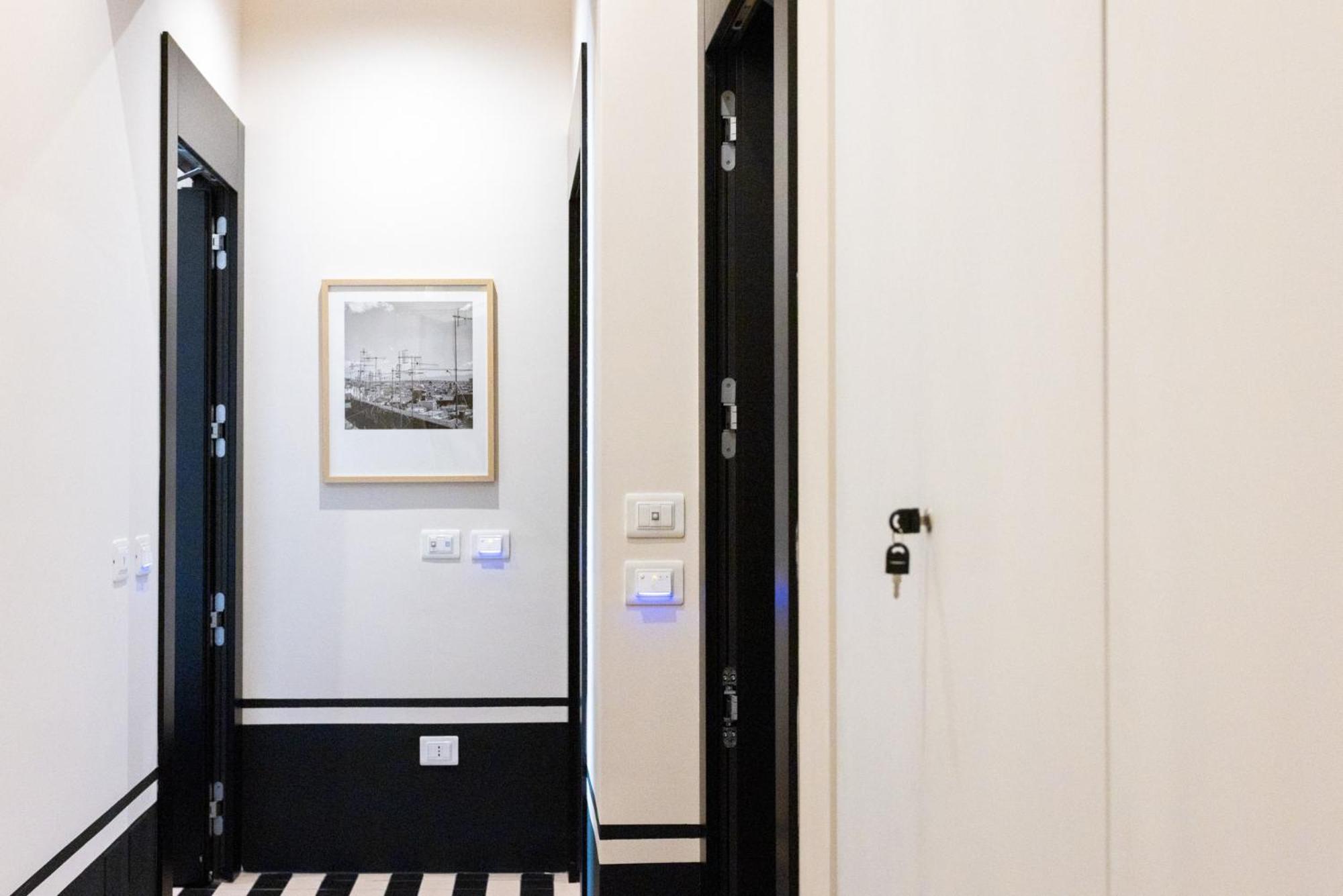 Don Vittorio A Chiaia Hotel Nápoly Kültér fotó