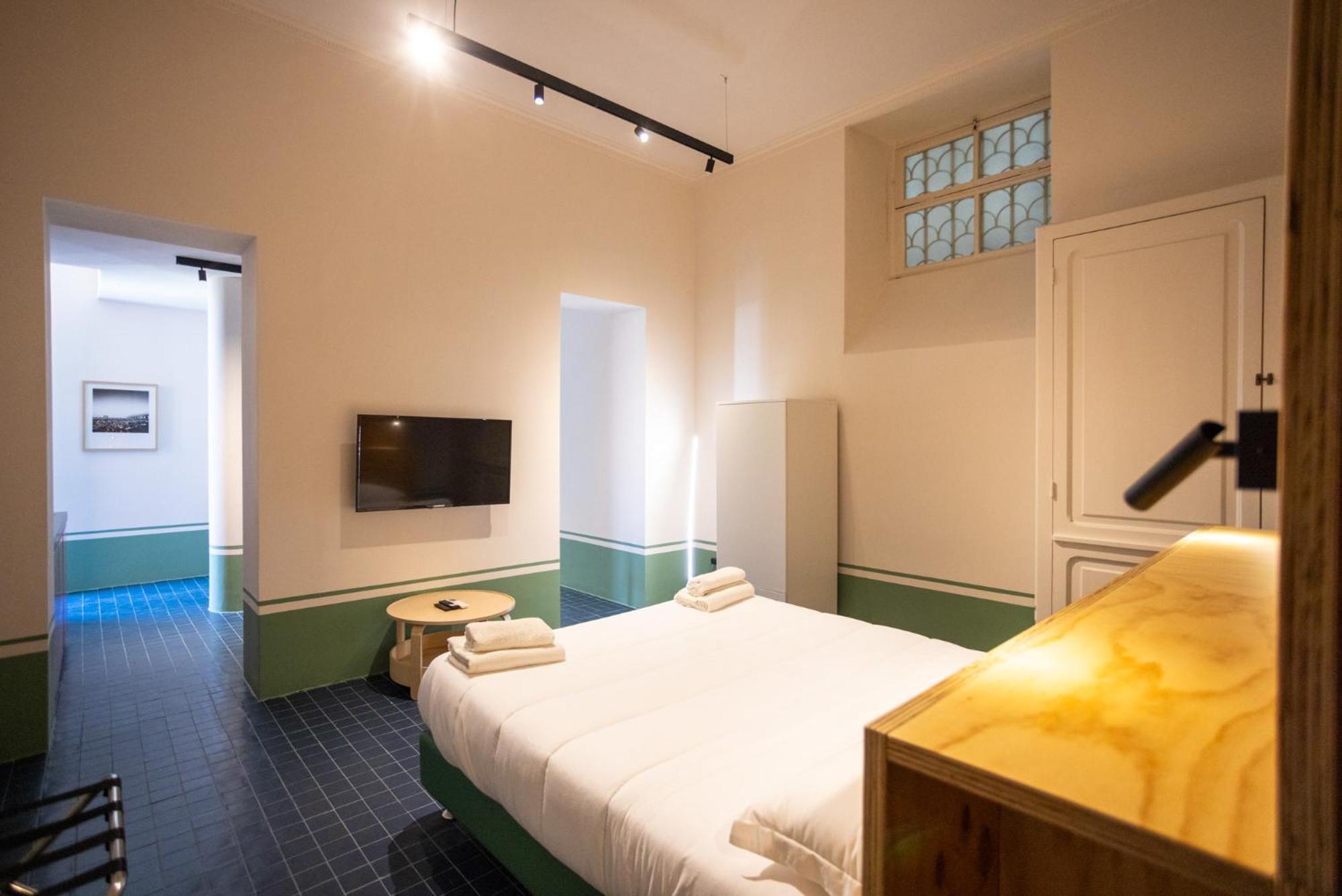 Don Vittorio A Chiaia Hotel Nápoly Kültér fotó