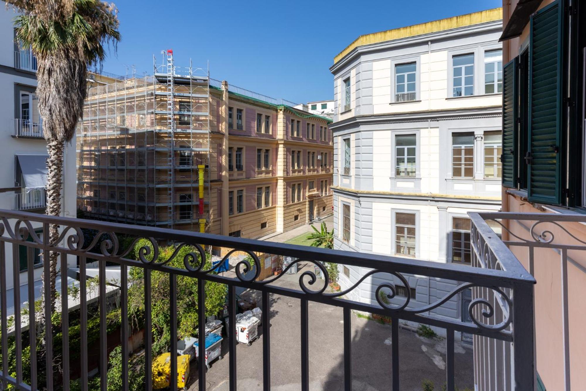 Don Vittorio A Chiaia Hotel Nápoly Kültér fotó