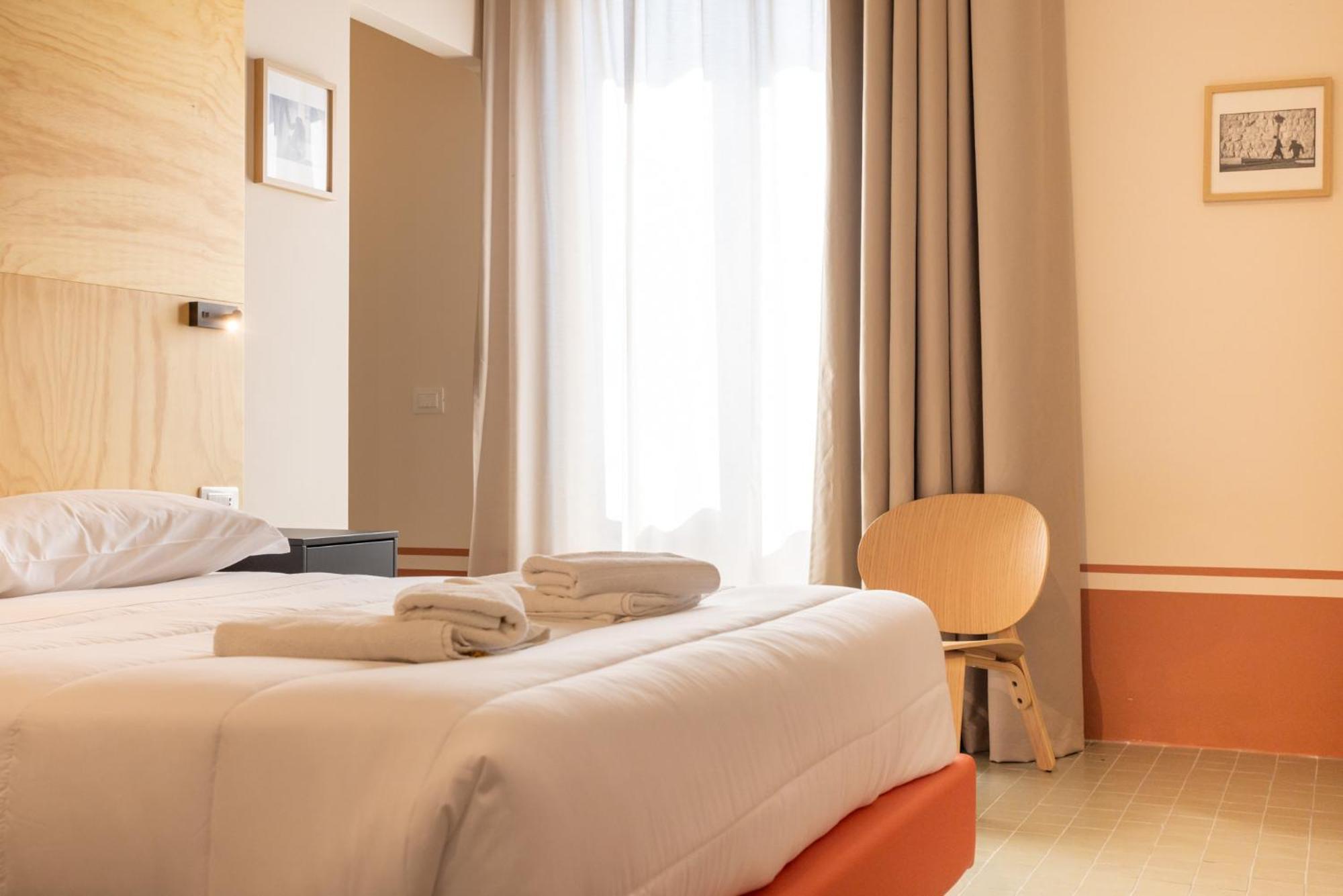 Don Vittorio A Chiaia Hotel Nápoly Kültér fotó