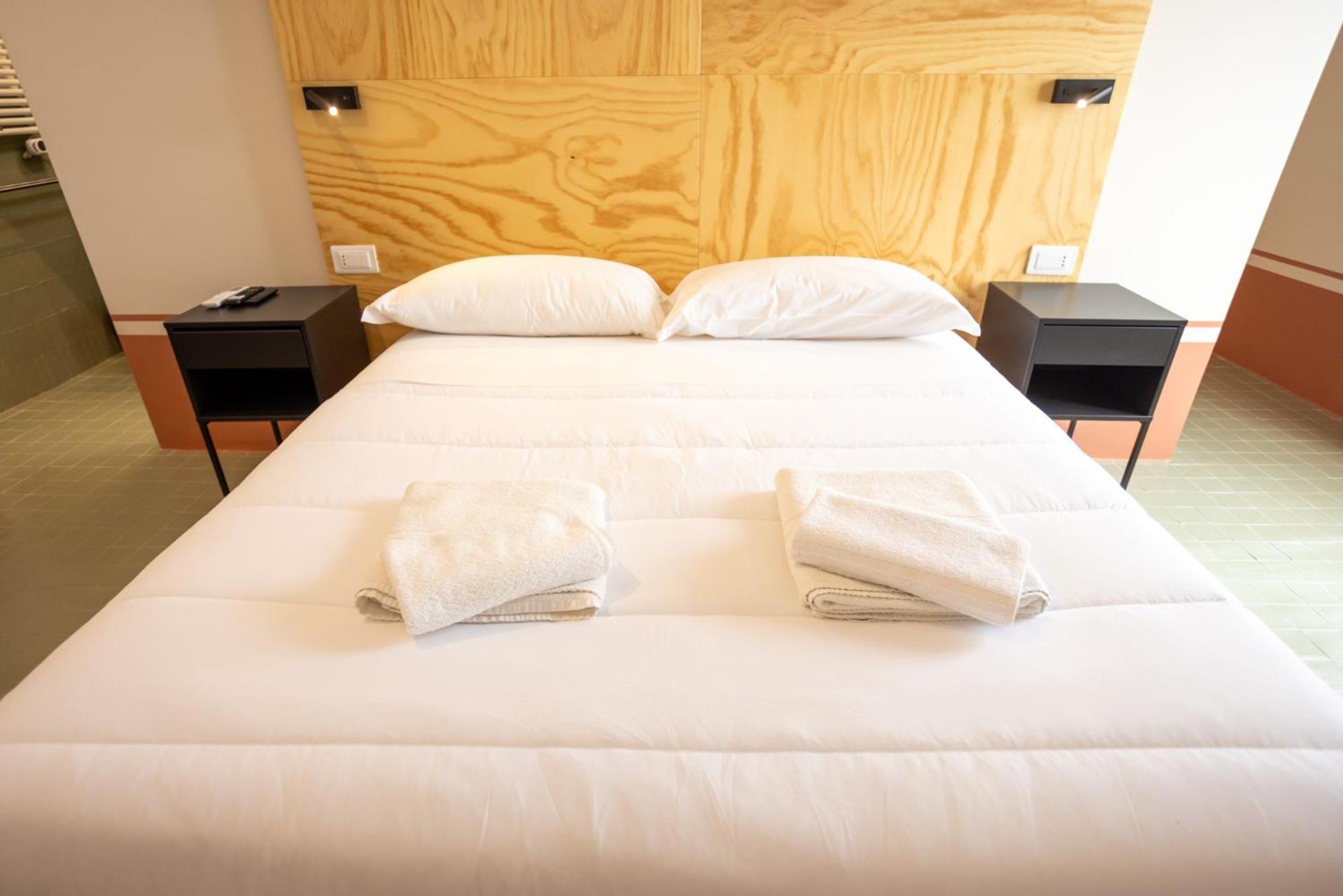 Don Vittorio A Chiaia Hotel Nápoly Kültér fotó